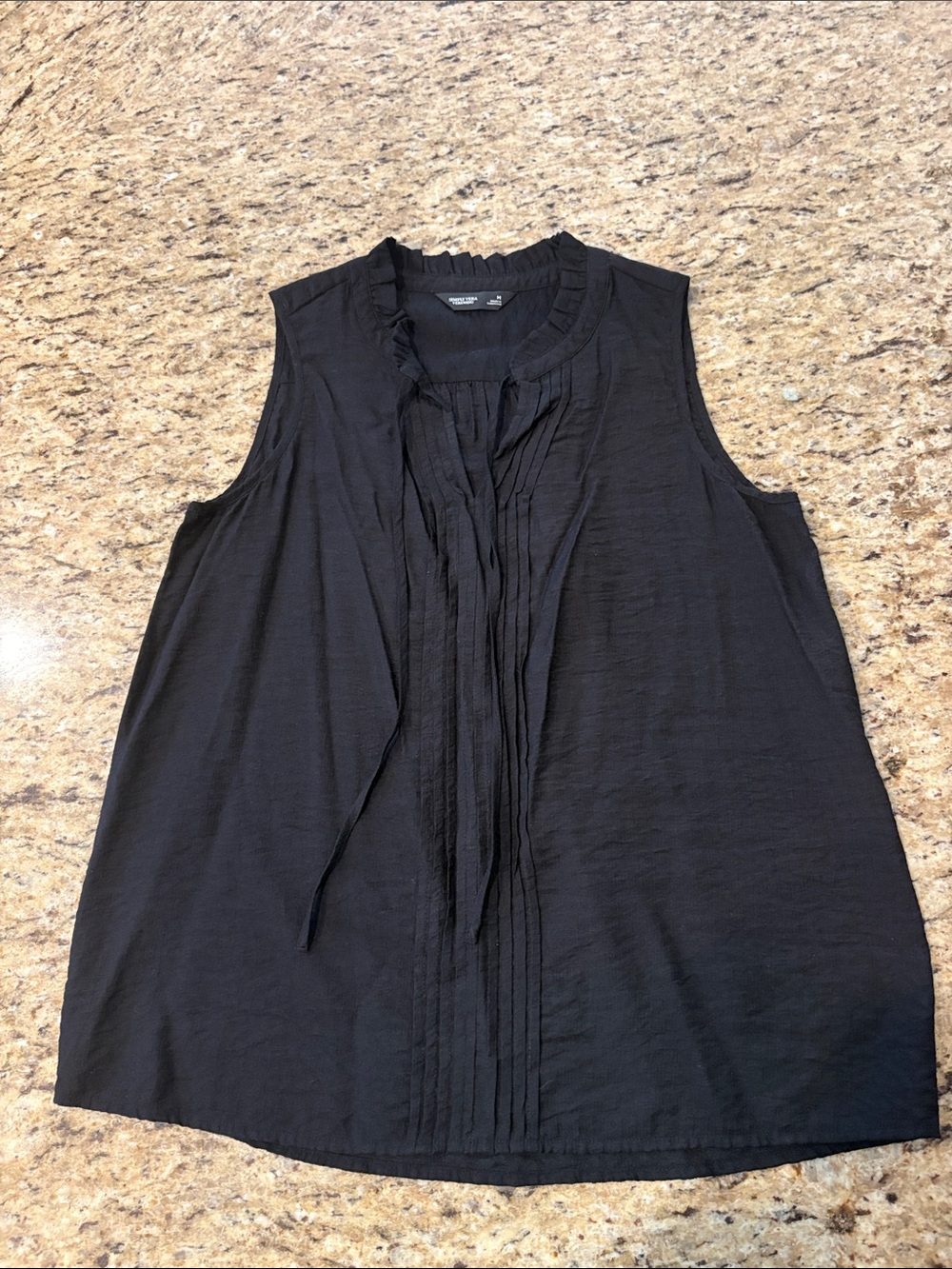 Simply Vera Vera Wang Black Sleeveless Pleated Front Blouse